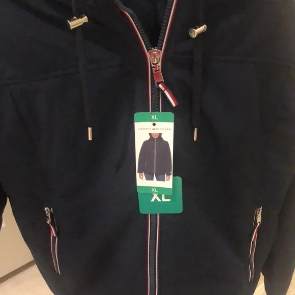 Tommy Hilfiger so soft inside 🥰  pinstripes on pockets Arm with logo! NEVER WORN - Picture 2 of 10